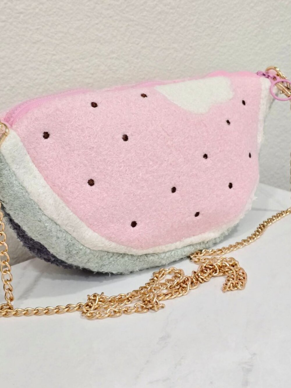 Dolls Kill ✦ Half Watermelon Plush Crossbody Bag ✦ Pink & Green Gold Chain NWT - Picture 5 of 8